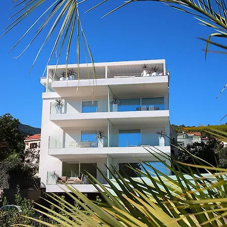 New With Swimming Pool Near The * Ičići