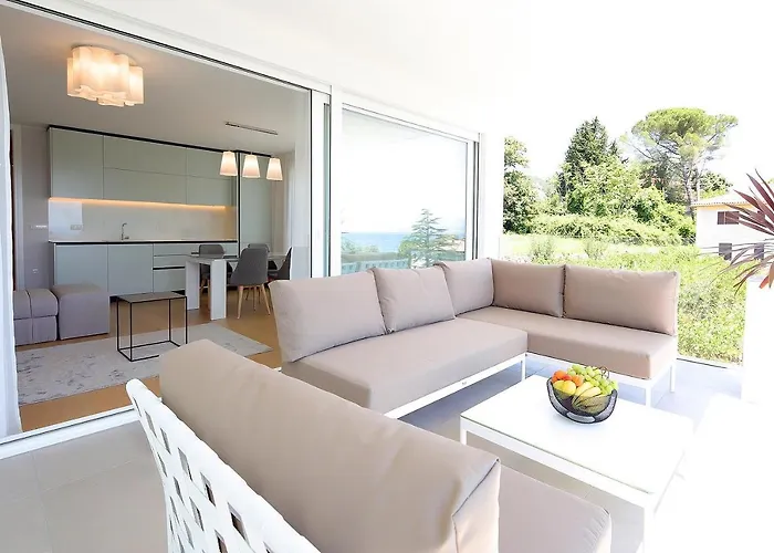Apartment New With Swimming Pool Near The Icici