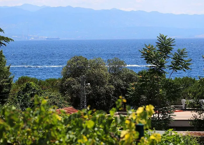 New With Swimming Pool Near The Apartment *