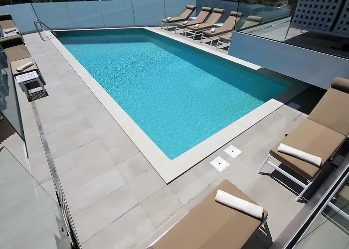 Apartman New With Swimming Pool Near The