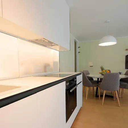 Appartement New With Swimming Pool Near The