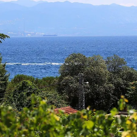 New With Swimming Pool Near The * Ičići