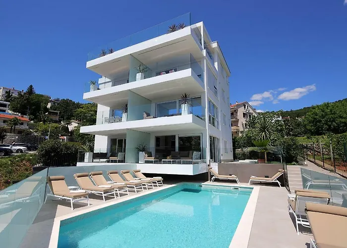 New With Swimming Pool Near The Ičići