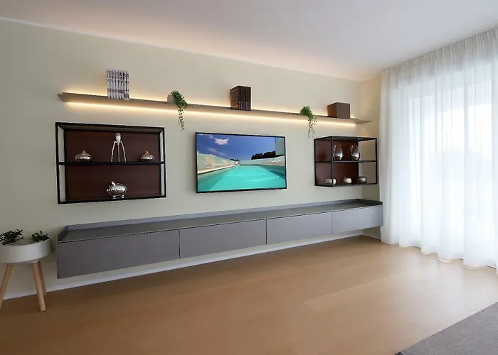 New With Swimming Pool Near The Appartamento Ičići