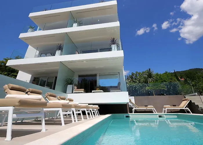 New With Swimming Pool Near The Appartamento